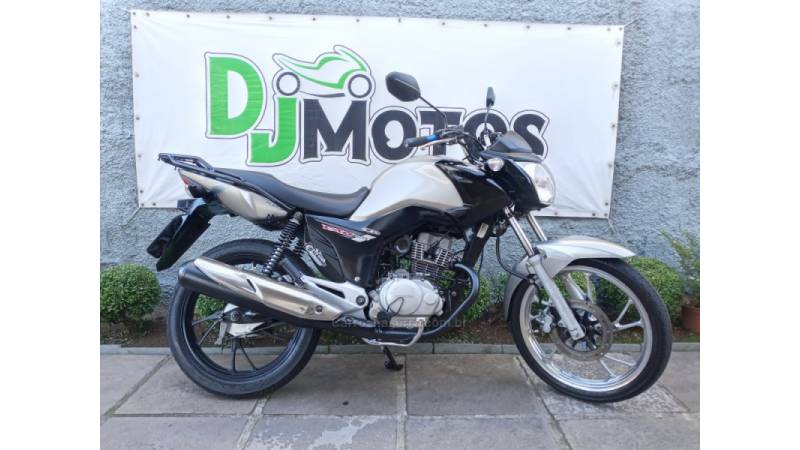 HONDA - CG 150 - 2015/2015 - Prata - R$ 12.500,00