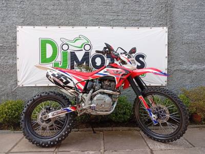 HONDA - CRF 230F - 2010/2010 - Vermelha - R$ 12.990,00