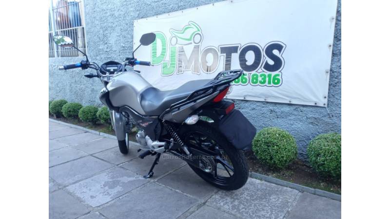 HONDA - CG 150 - 2015/2015 - Prata - R$ 12.500,00