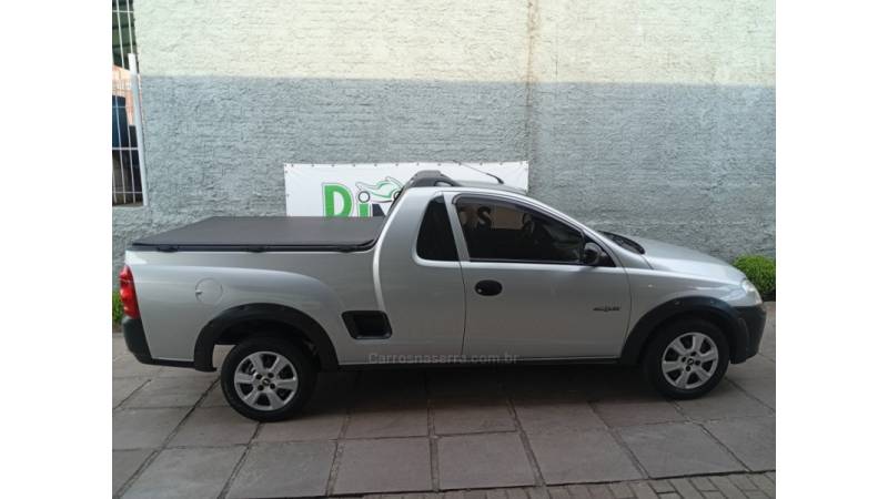 CHEVROLET - MONTANA - 2010/2010 - Prata - R$ 36.990,00
