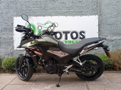 HONDA - CB 500 - 2018/2018 - Verde - R$ 37.990,00