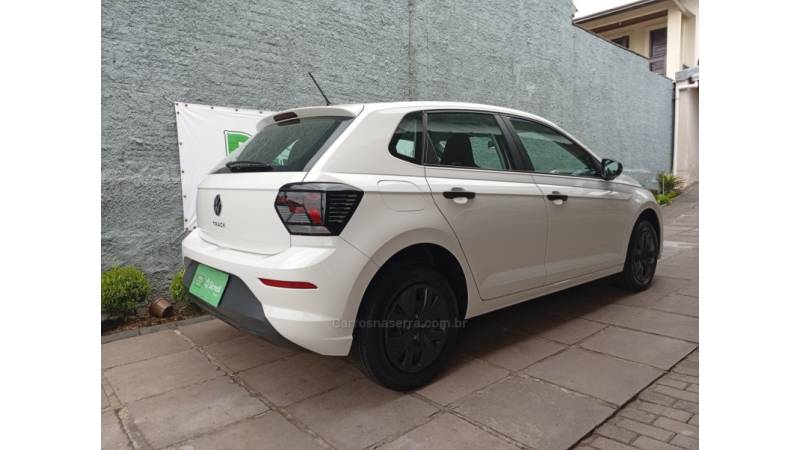 VOLKSWAGEN - POLO - 2024/2025 - Branca - R$ 79.990,00