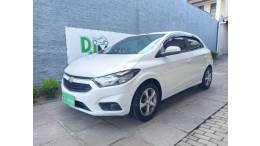 CHEVROLET - ONIX - 2018/2018 - Branca - R$ 59.990,00