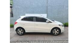 CHEVROLET - ONIX - 2018/2018 - Branca - R$ 59.990,00