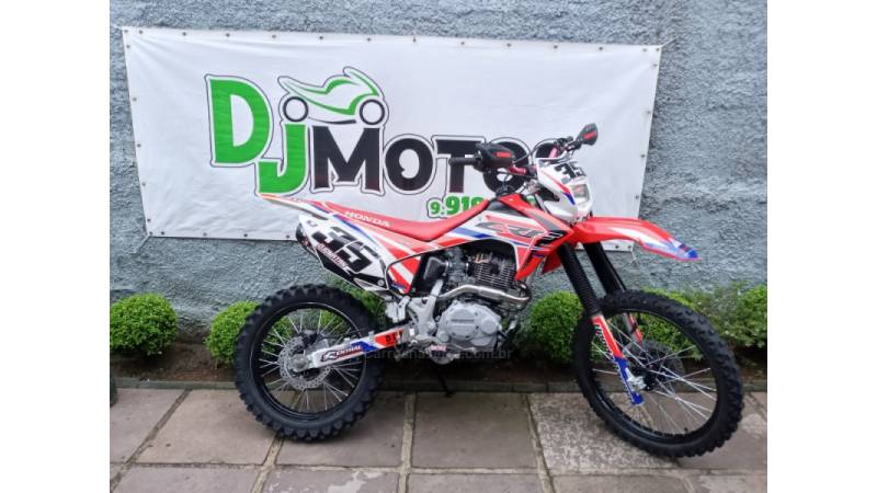 HONDA - CRF 230F - 2010/2010 - Vermelha - R$ 11.990,00