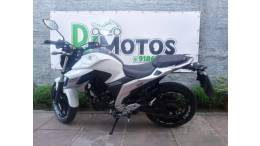 YAMAHA - FAZER - 2018/2019 - Branca - R$ 19.990,00